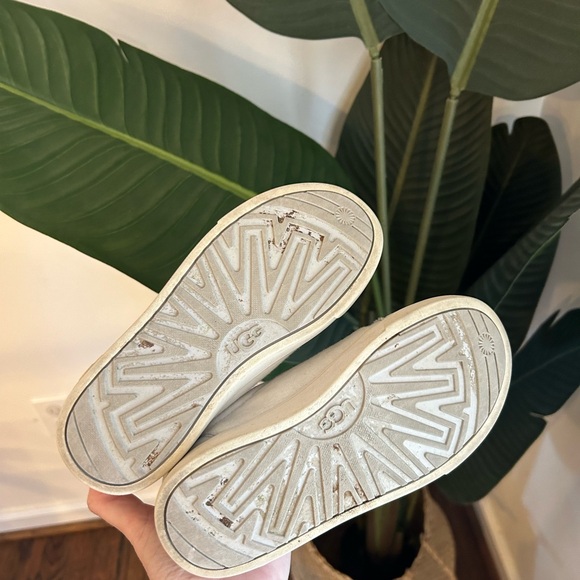 UGG Cream Kids Sneakers - Picture 3 of 4